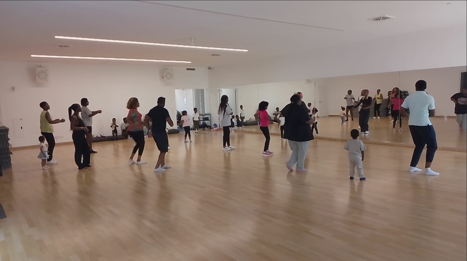 Tanzen verbindet – Afro-Beats Tanzkurs für Kinder und Jugendlich